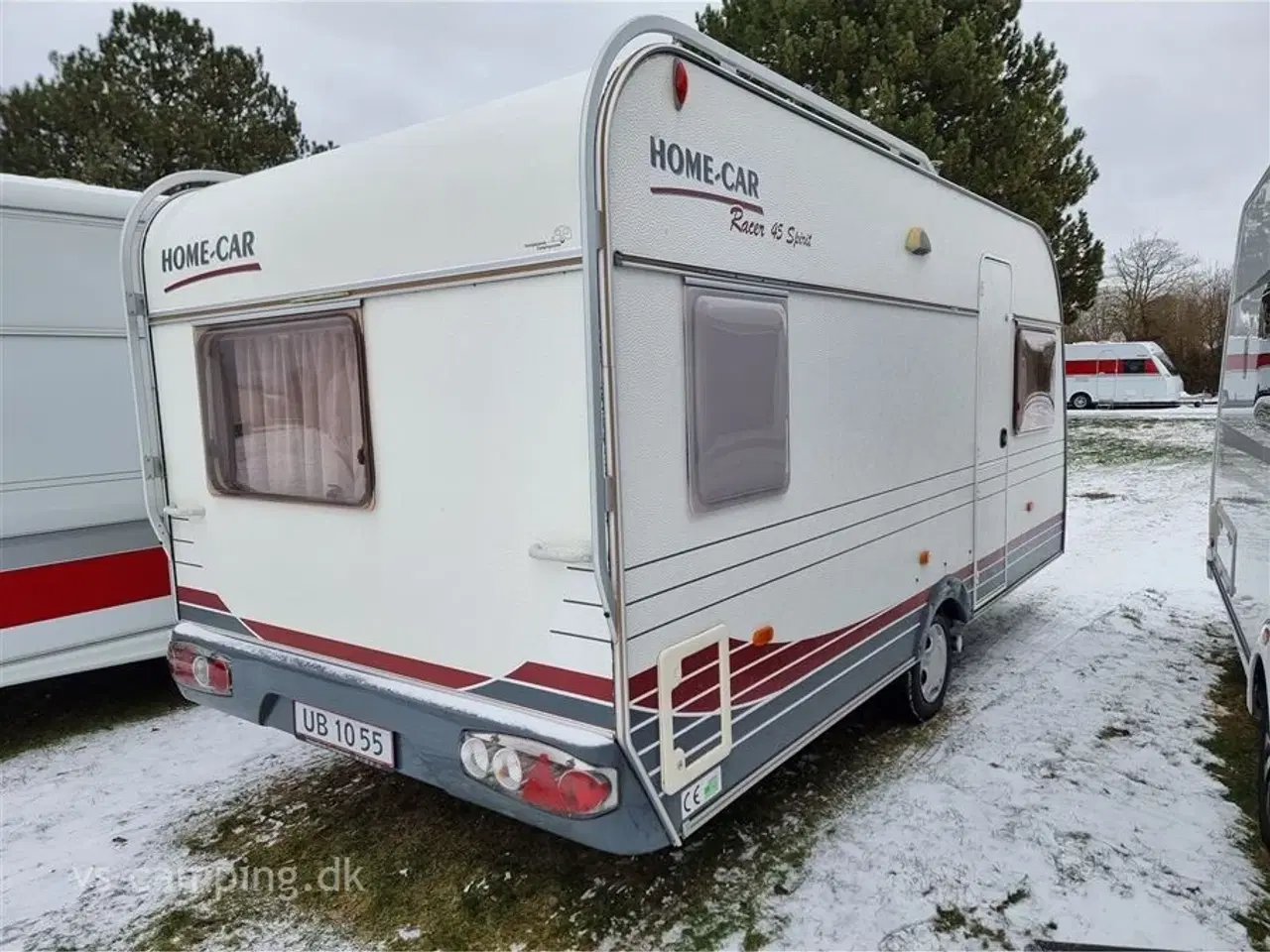 Billede 2 - 2005 - Home-Car Racer Spirit 45 VELHOLDT CAMPINGVOGN TIL SMÅ PENGE MED RUNDSIDDEGRUPPE OG FRANSK SENG.