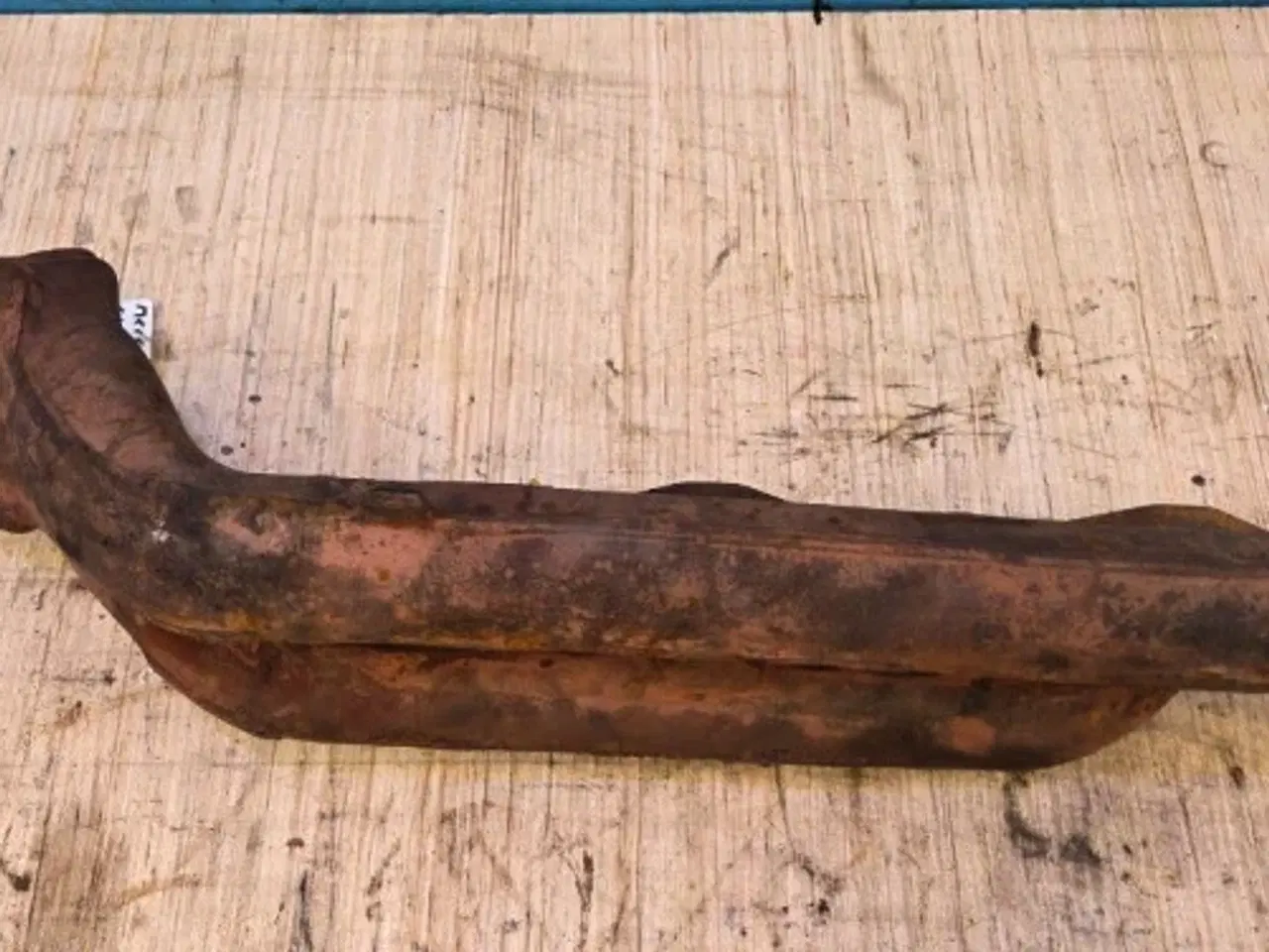 Billede 2 - Mercedes OM502LA Udstødningsmanifold A5421420201