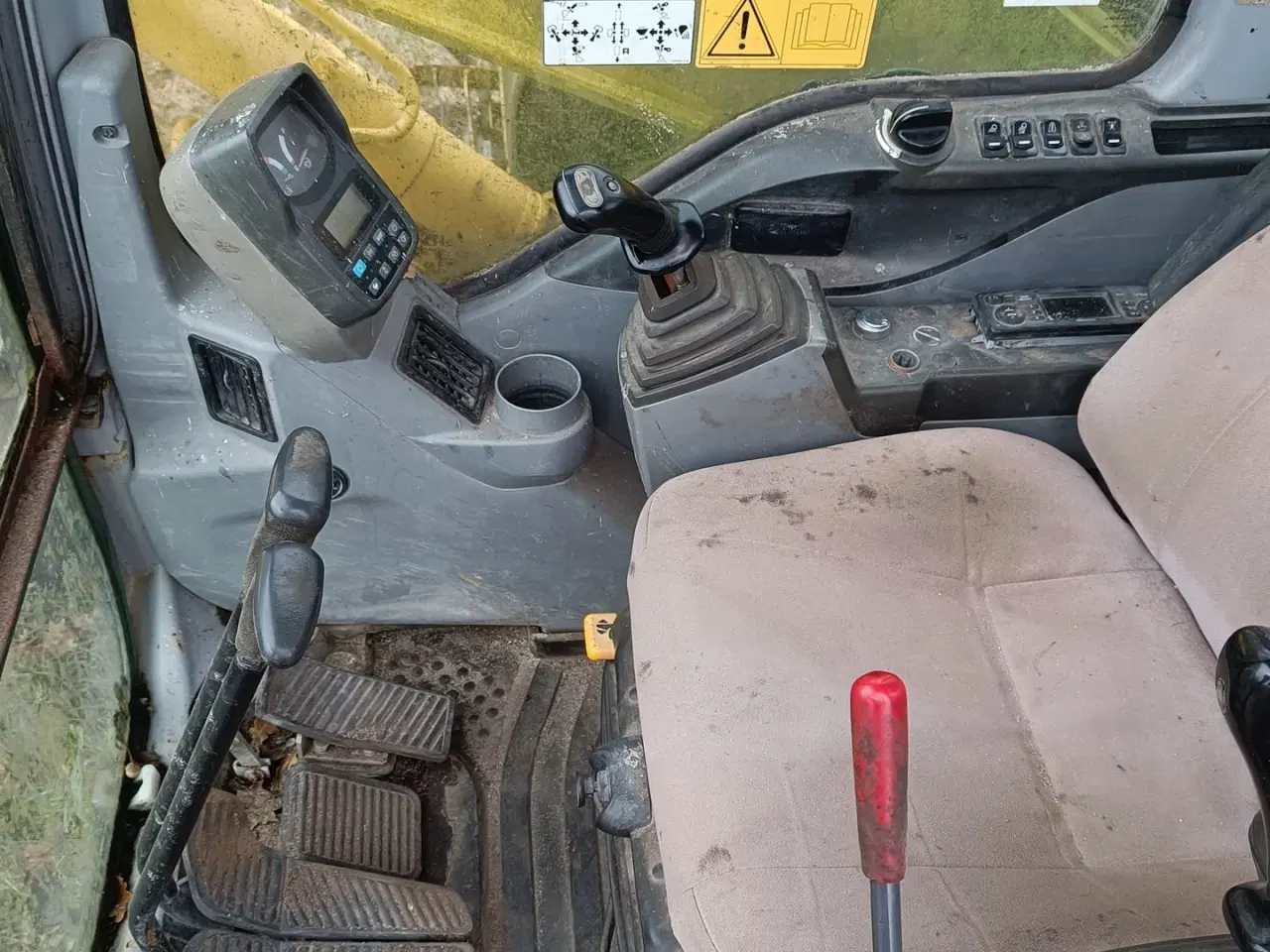 Billede 11 - New Holland E215