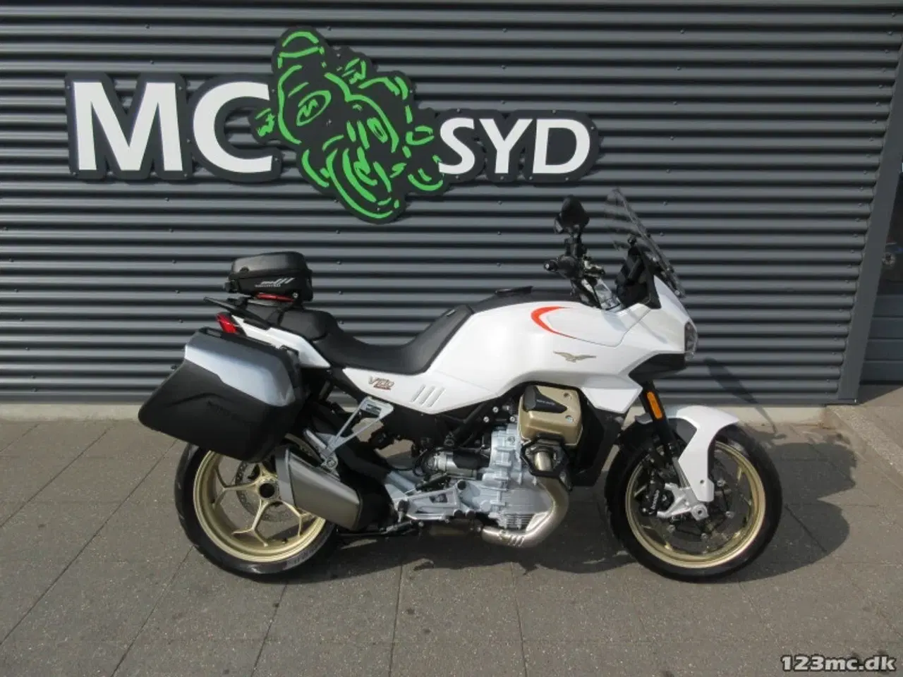 Billede 1 - Moto Guzzi V100 Mandello MC-SYD       BYTTER GERNE