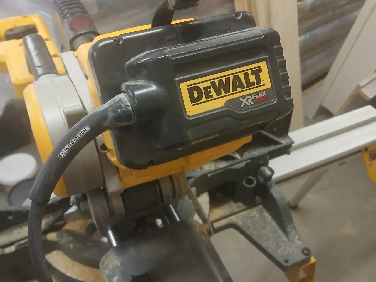 Billede 8 - Dewalt kap gearingssav DHS 780N-XJ