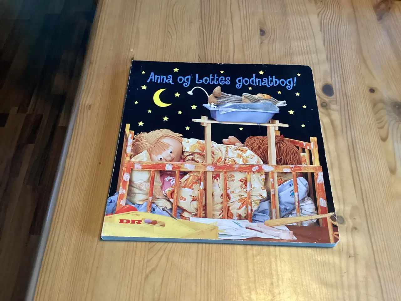 Billede 2 - Anna og Lotte Bøger, Bamser, Musik. Bluse.