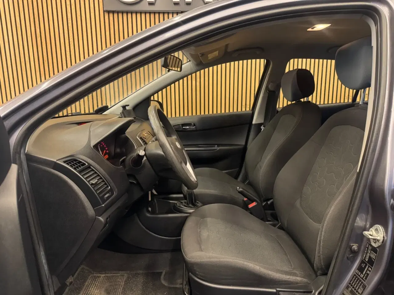 Billede 4 - Hyundai i20 1,25 Classic