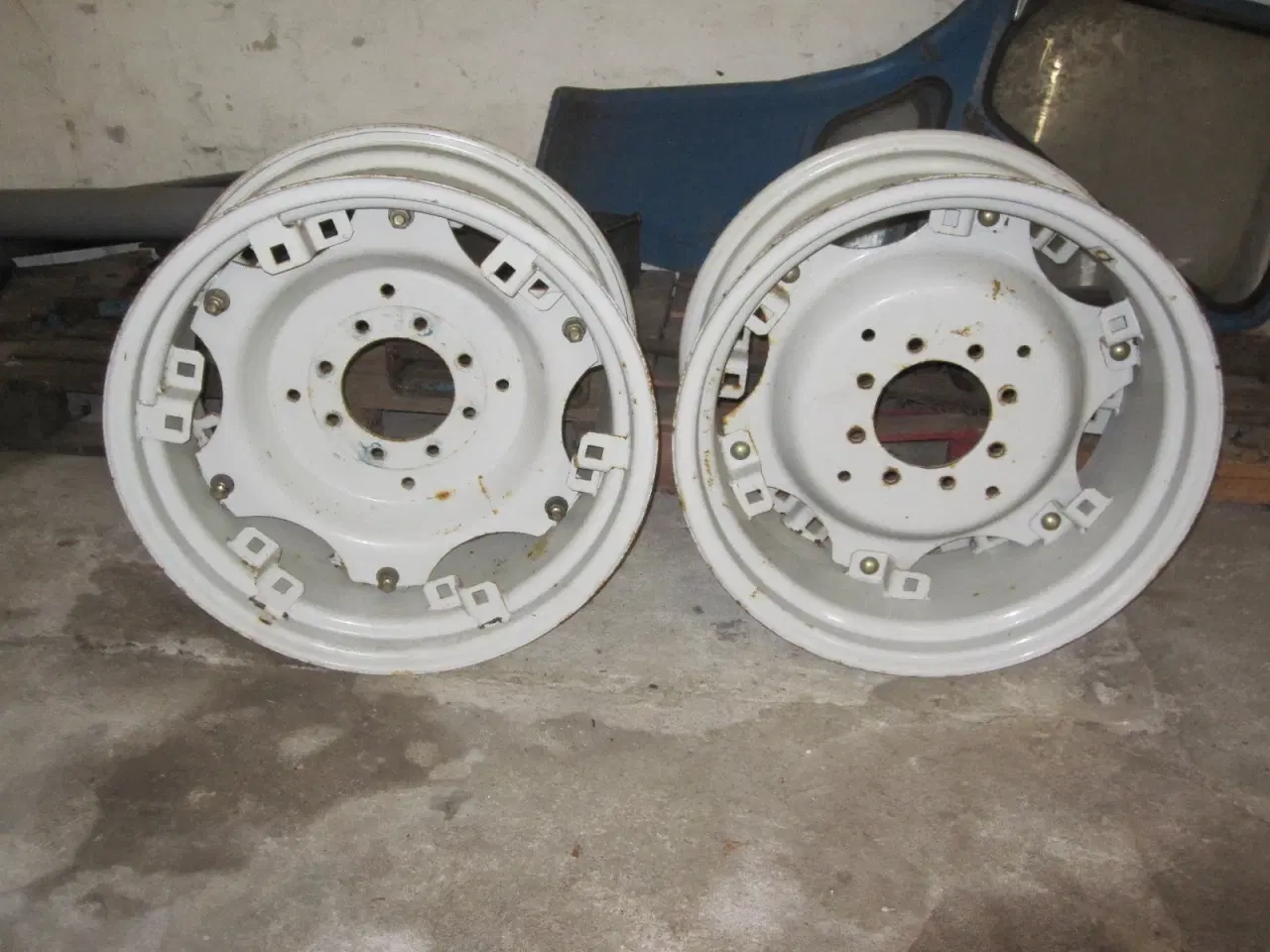 Billede 1 - 2 traktorfælge 24"