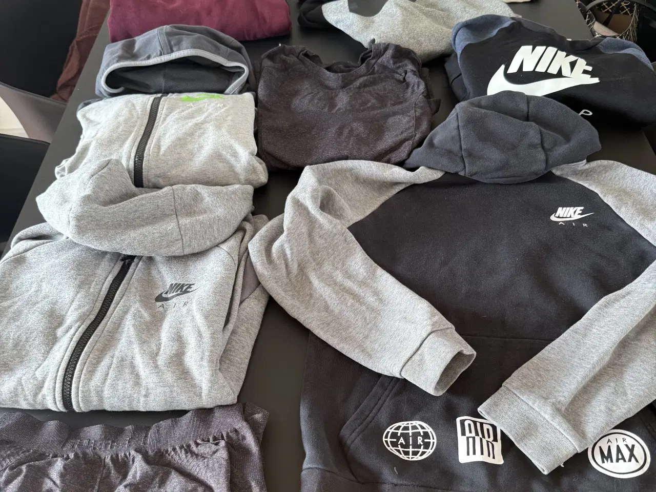 Billede 1 - Stor tøj pakke til dreng 