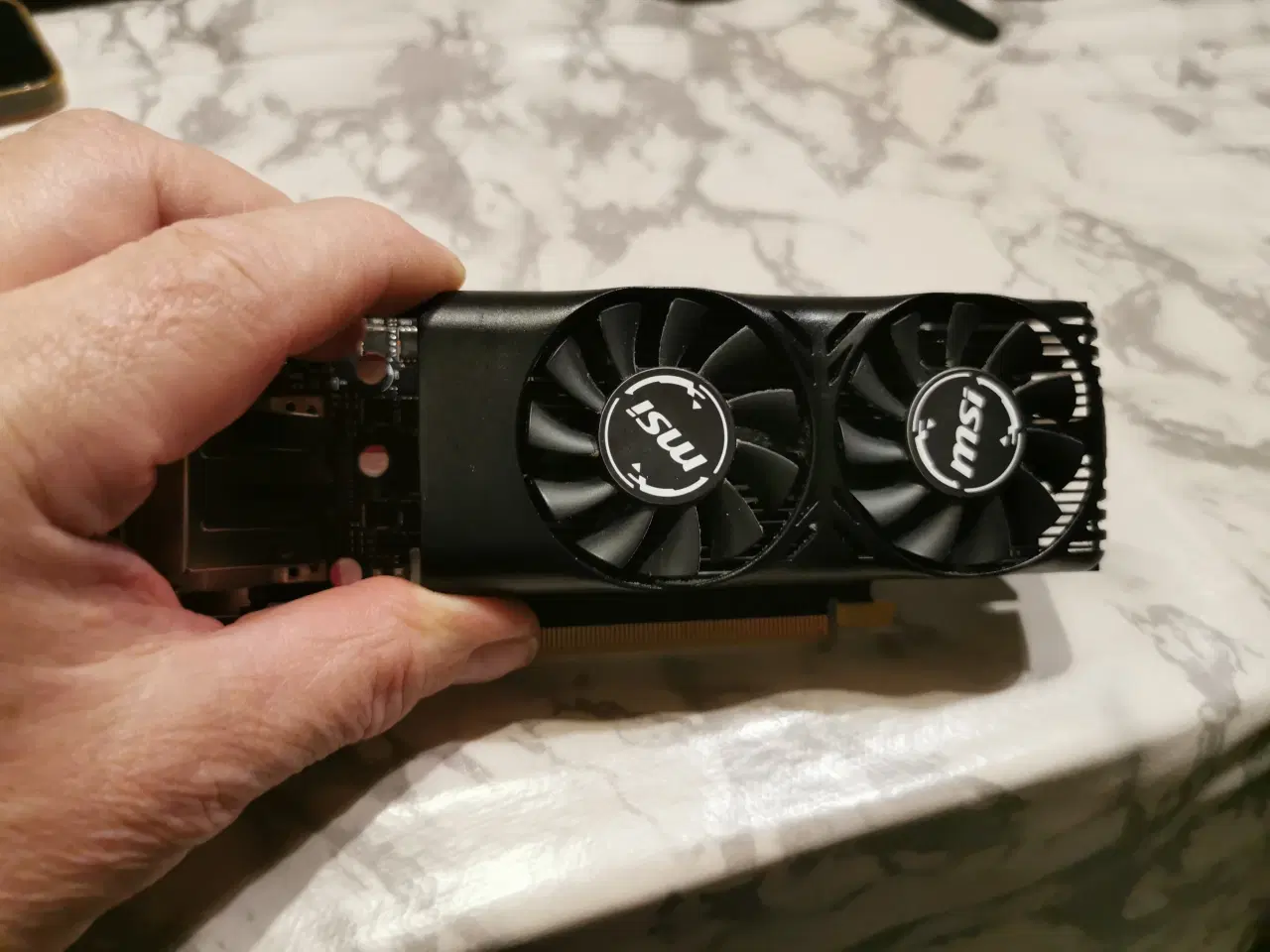 Billede 1 - Lav profil Grafikkort 4gb