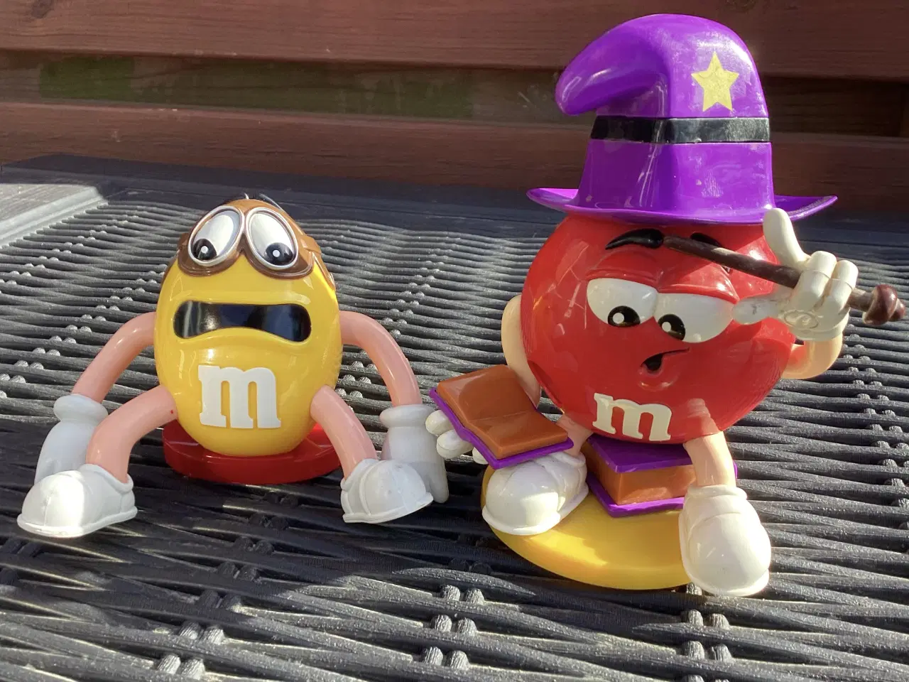 Billede 8 - M&M låg- figurer 2 styk samlet