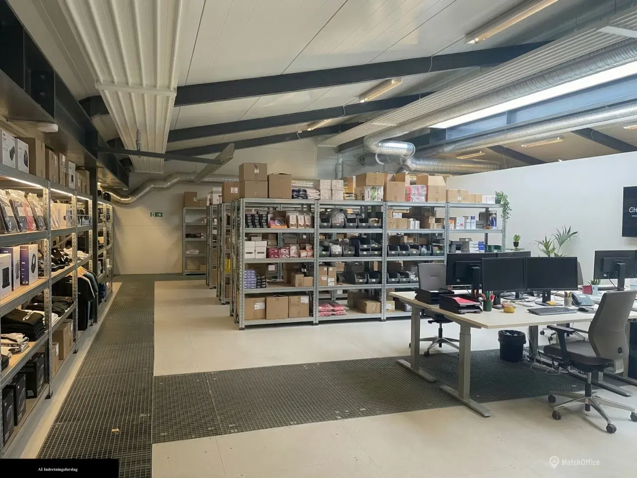 Billede 2 - Stort pakkelager til webshop - Gratis parkering