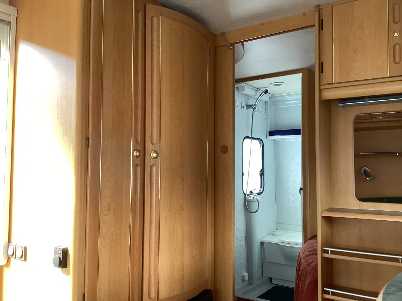 Billede 10 - Campingvogn sælges pæn og velholdt.