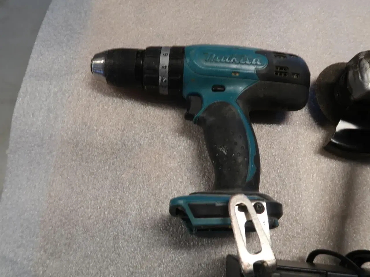 Billede 2 - Makita boremaskine, vinkelsliber & lynlader