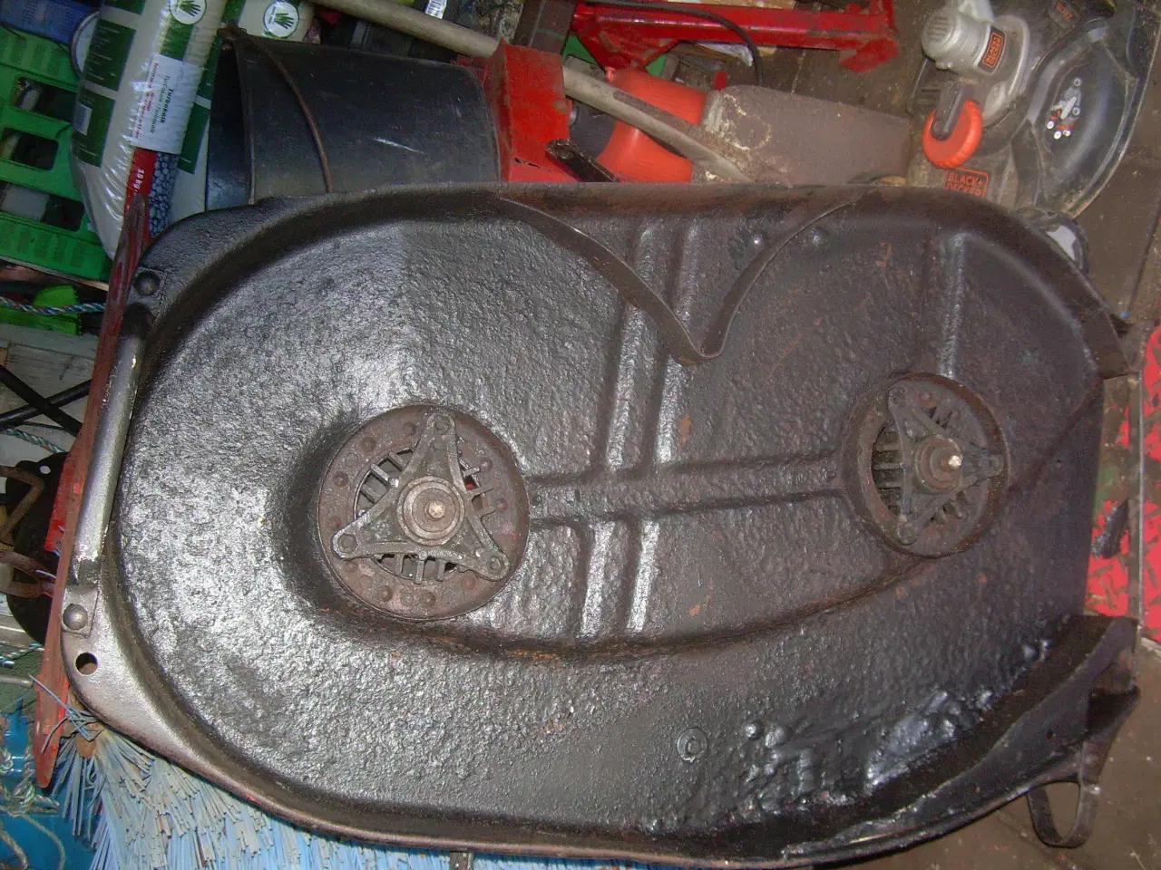 Billede 2 - Klippeskjold  har siddet på Craftman