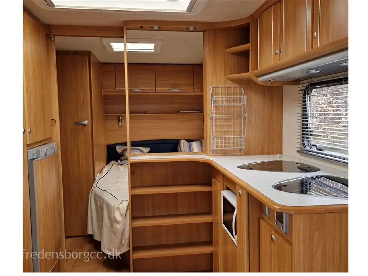 Billede 2 - 2008 - Adria Classica 513 UP   MEGET UDSTYR BLA. ALDE CENTRALVARME / MOVER / ATC.