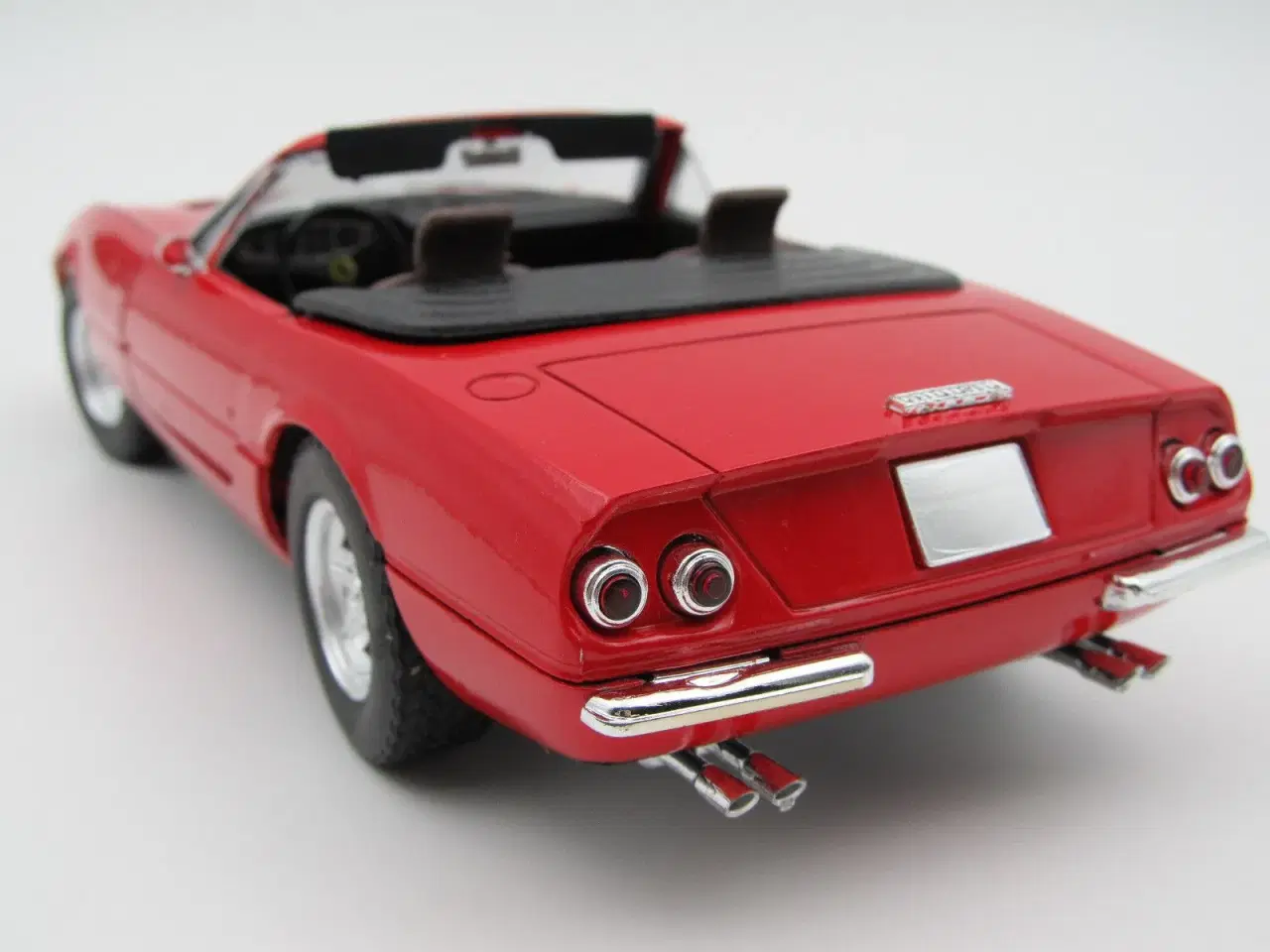 Billede 7 - 1968 Ferrari Daytona 365 GTS/4 1:18 