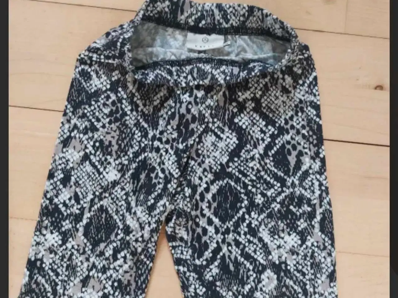 Billede 4 - Xs/S, 4dele sommertøj