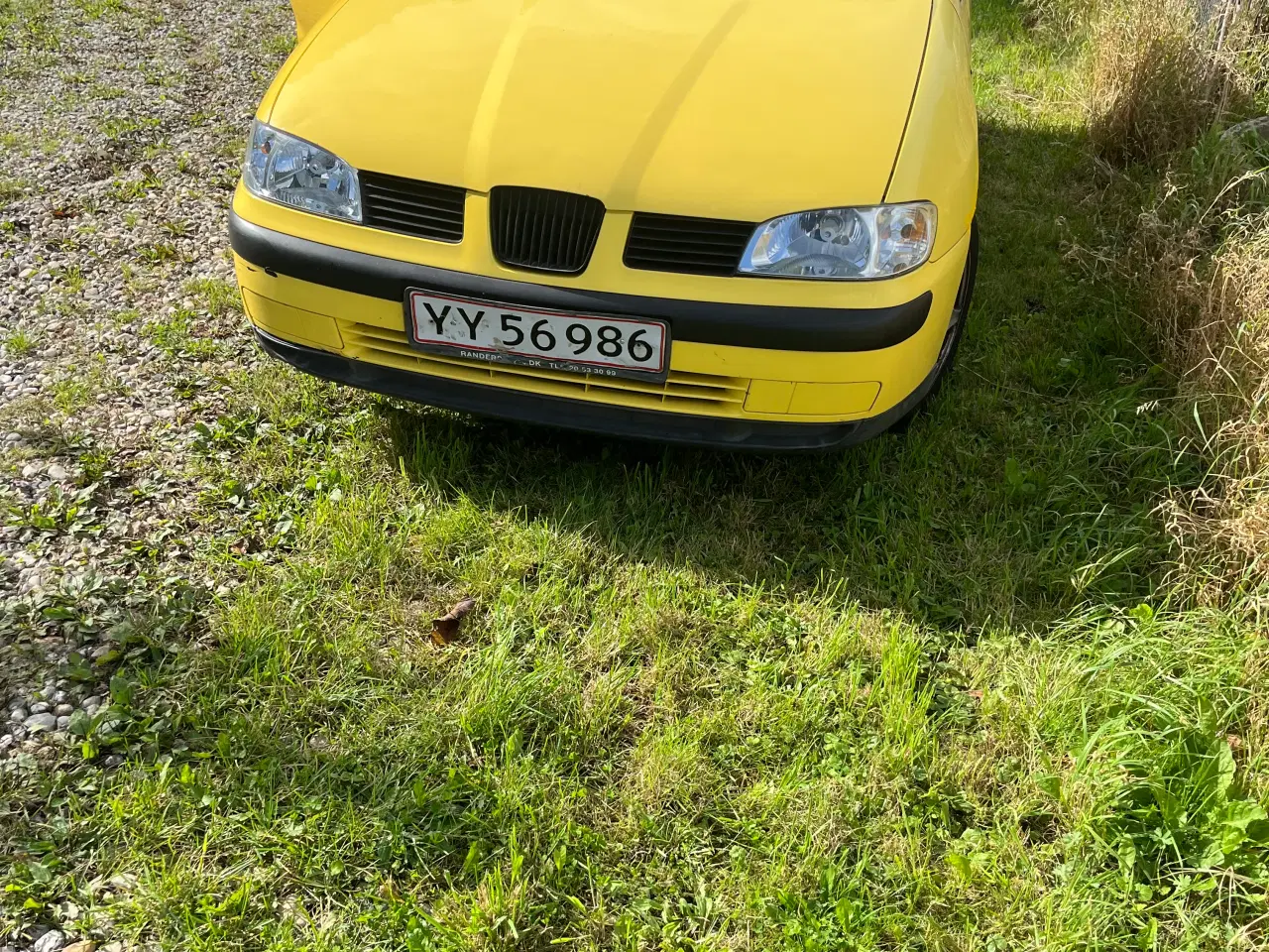 Billede 1 - Bil Et år til syn, nummerplader kan medfølge