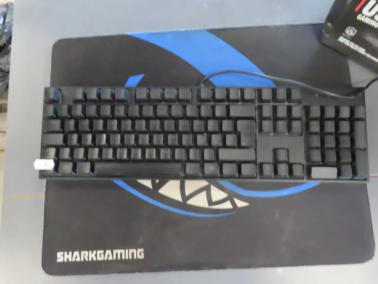 Billede 2 - Gaming PC med Skærmog tastetur (SHARK GAMING)