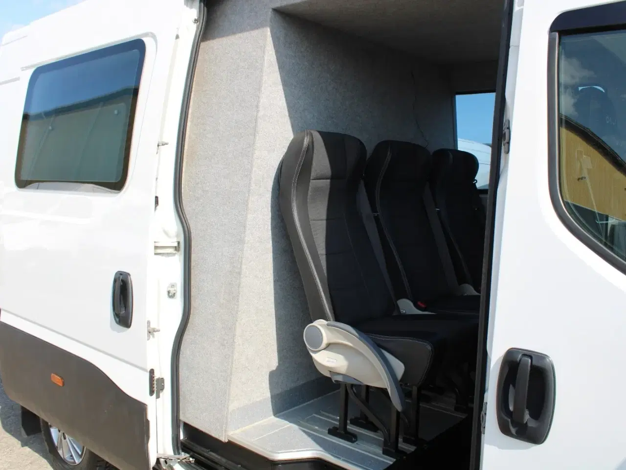 Billede 15 - Iveco Daily 3,0 35S18 Mandskabsvogn AG8