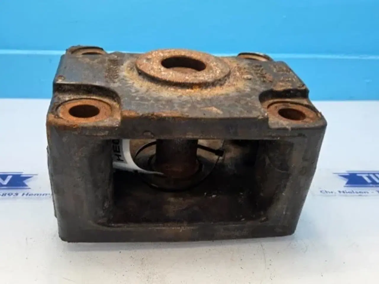 Billede 12 - New Holland TM165 Beslag 82020886