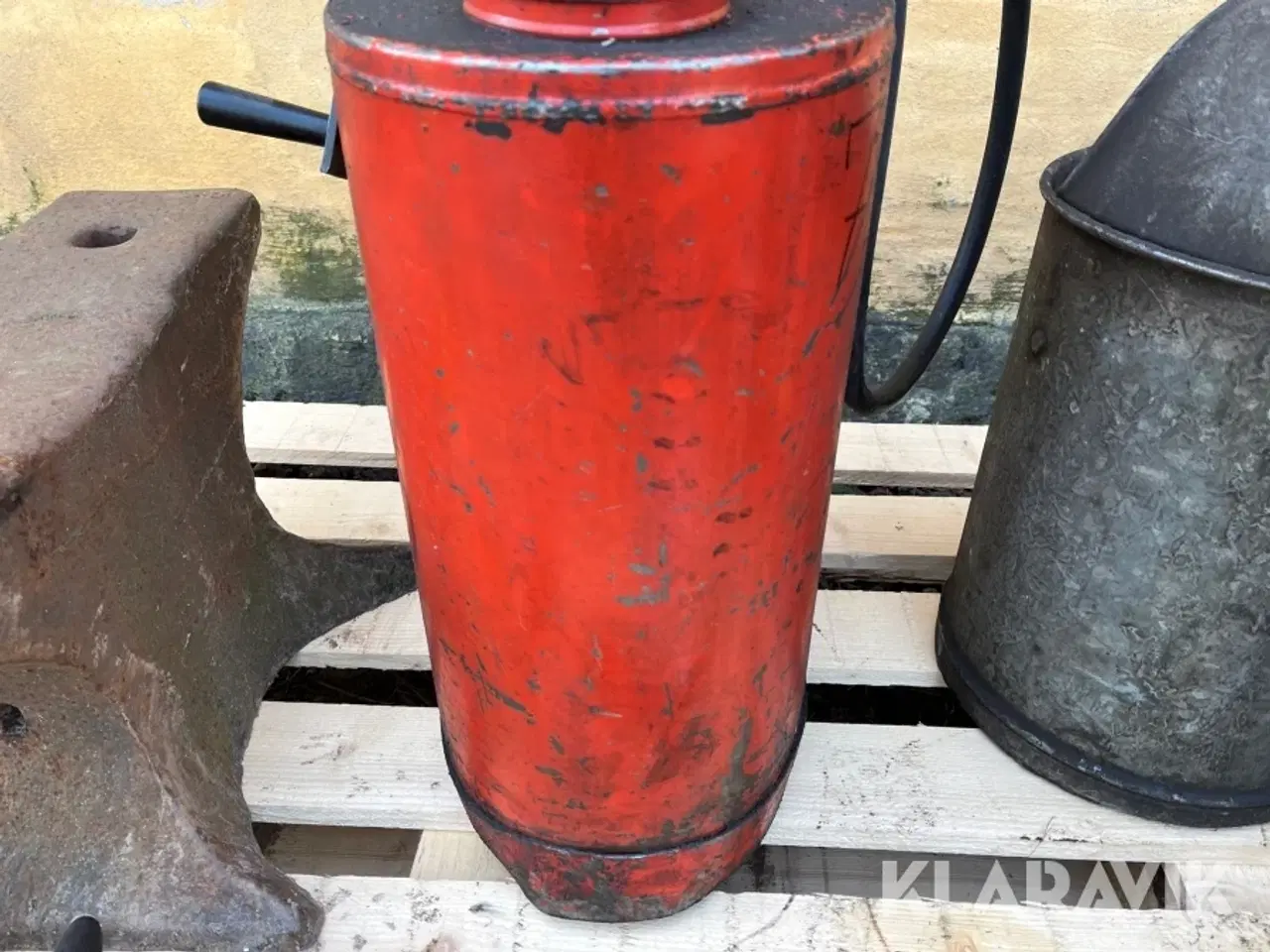 Billede 7 - Oliekande oliepumpe håndpumper og Ambus samlet lot