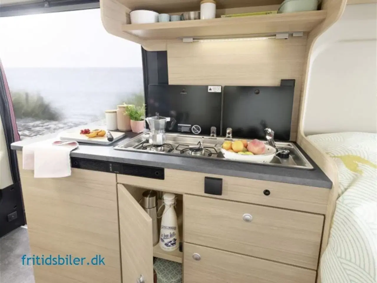 Billede 9 - 2024 - RoadCar R 640 140 Hk   Fritidsbil på 6,40 meter med enkeltsenge