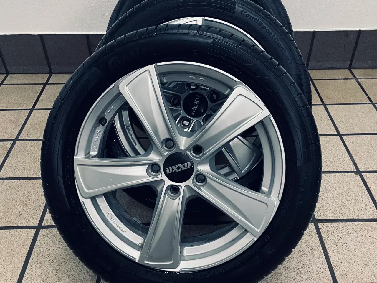 Billede 6 - ‼️ Flotte 17” Alufælge med Sommerdæk – 5x112 – TOP