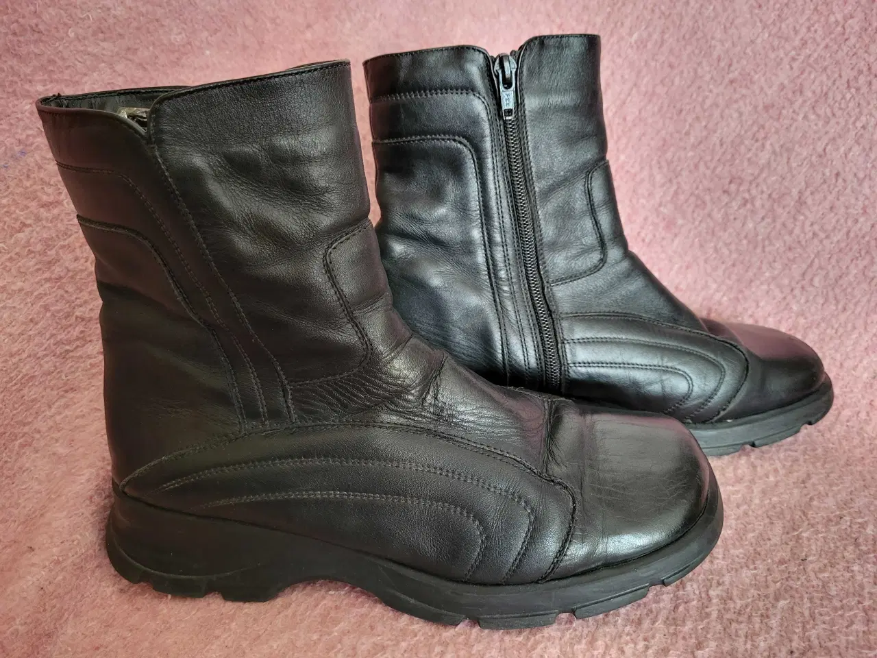 Billede 2 - Funky læder ankelstøvler, næsten som nye