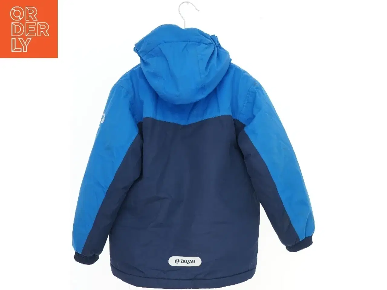 Billede 2 - Børnevinterjakke med hætte fra ZigZag (str. 122)