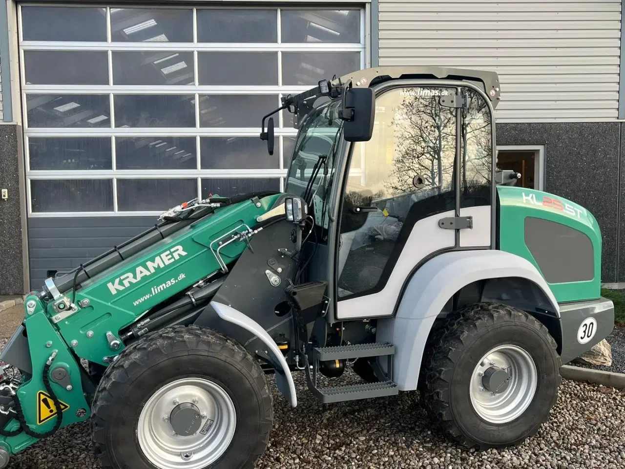 Billede 7 - Kramer KL25.5T JULE/NYTÅRSTILBUD med Teleskoparm, så den har stor rækkevidde og fleksibilitet.