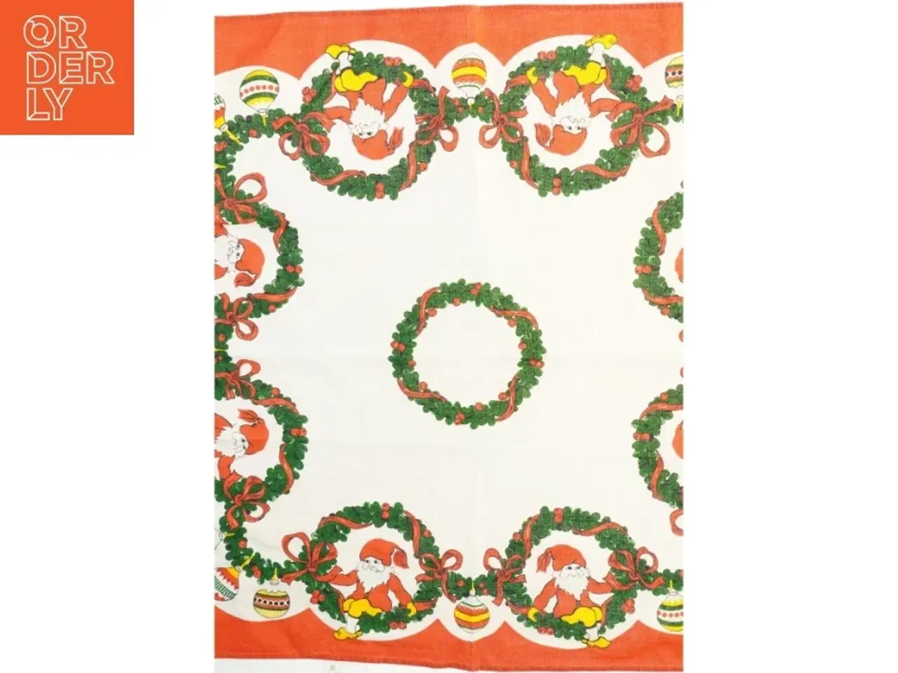 Billede 3 - Juledug med nissemotiv (str. 70x70 cm)