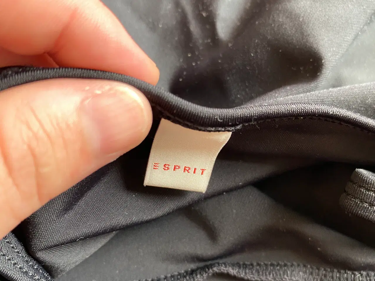 Billede 8 - Badedragt fra Esprit 