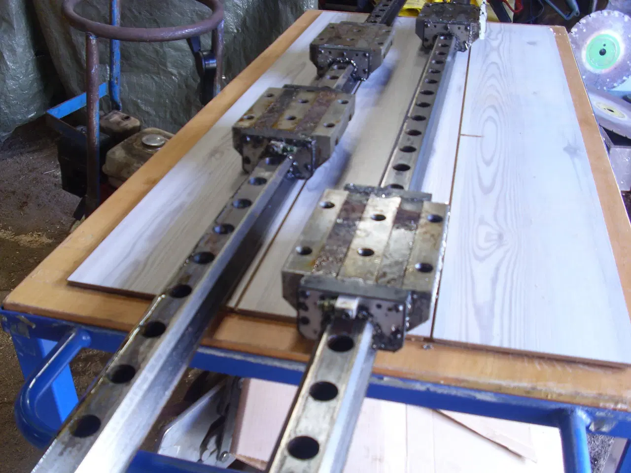 Billede 1 - Liniær føringer