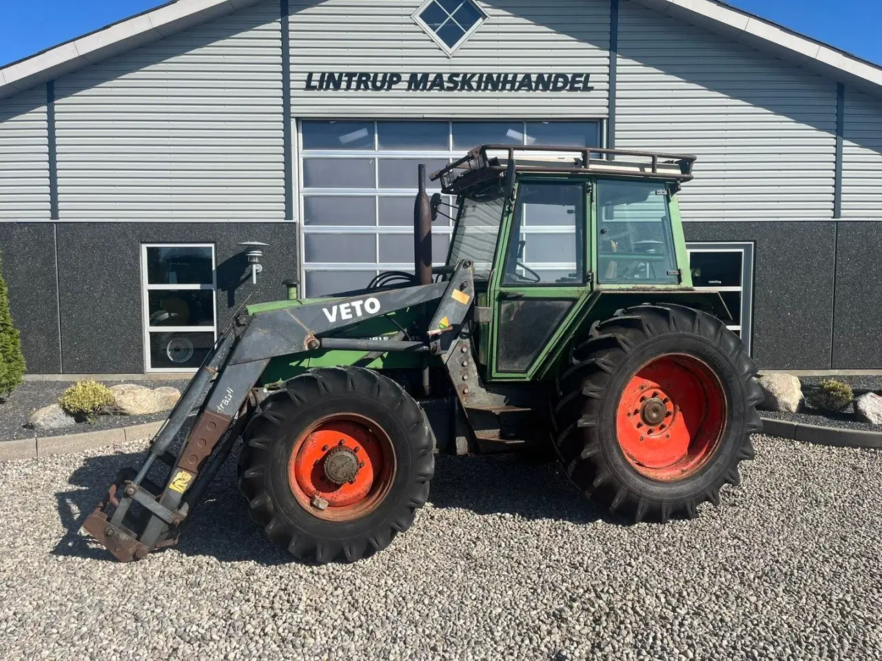 Billede 1 - Fendt 308 LS Farmer Turbomatik med frontlæsser og skovinddækning