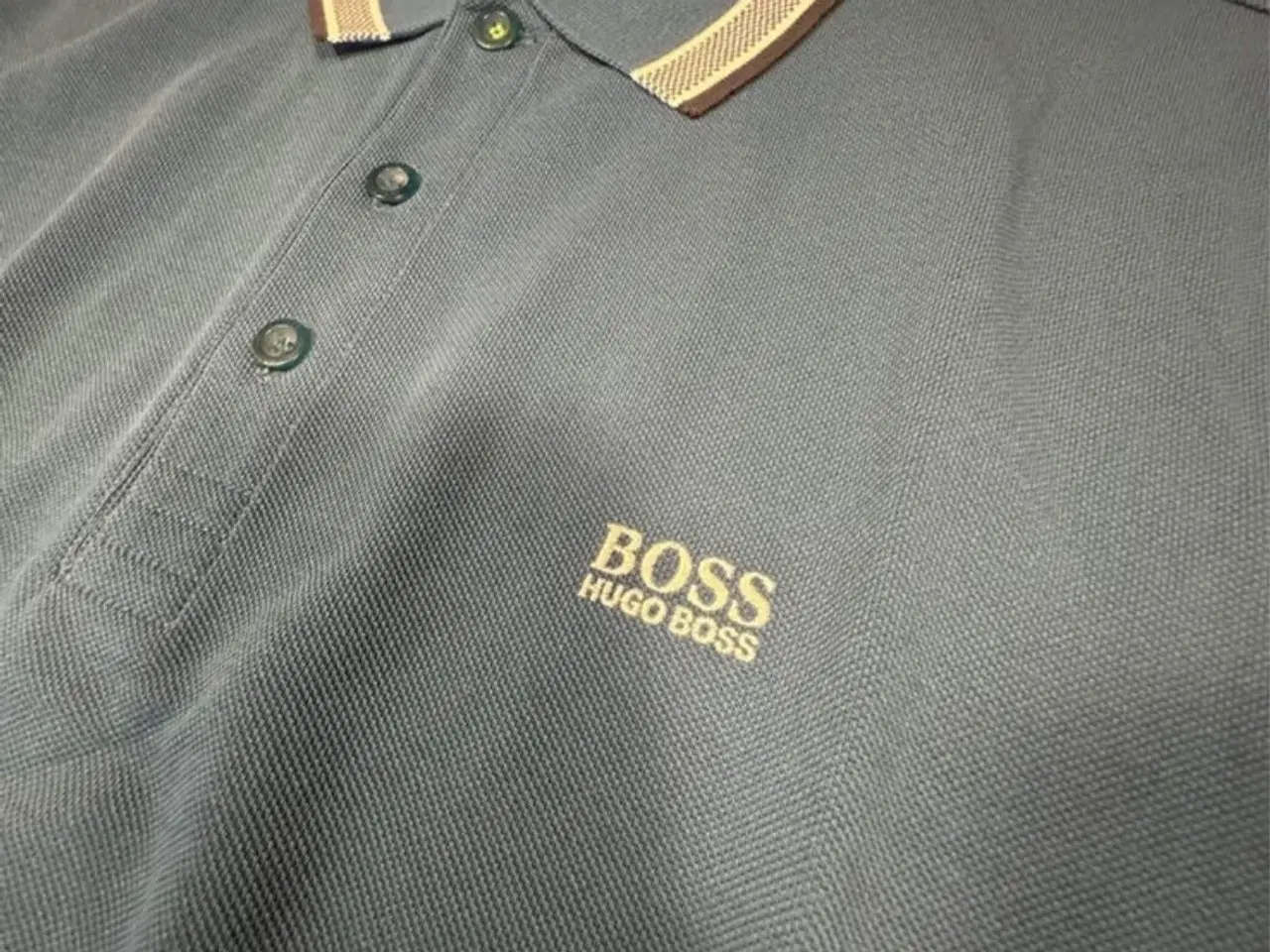 Billede 2 - Hugo Boss polo