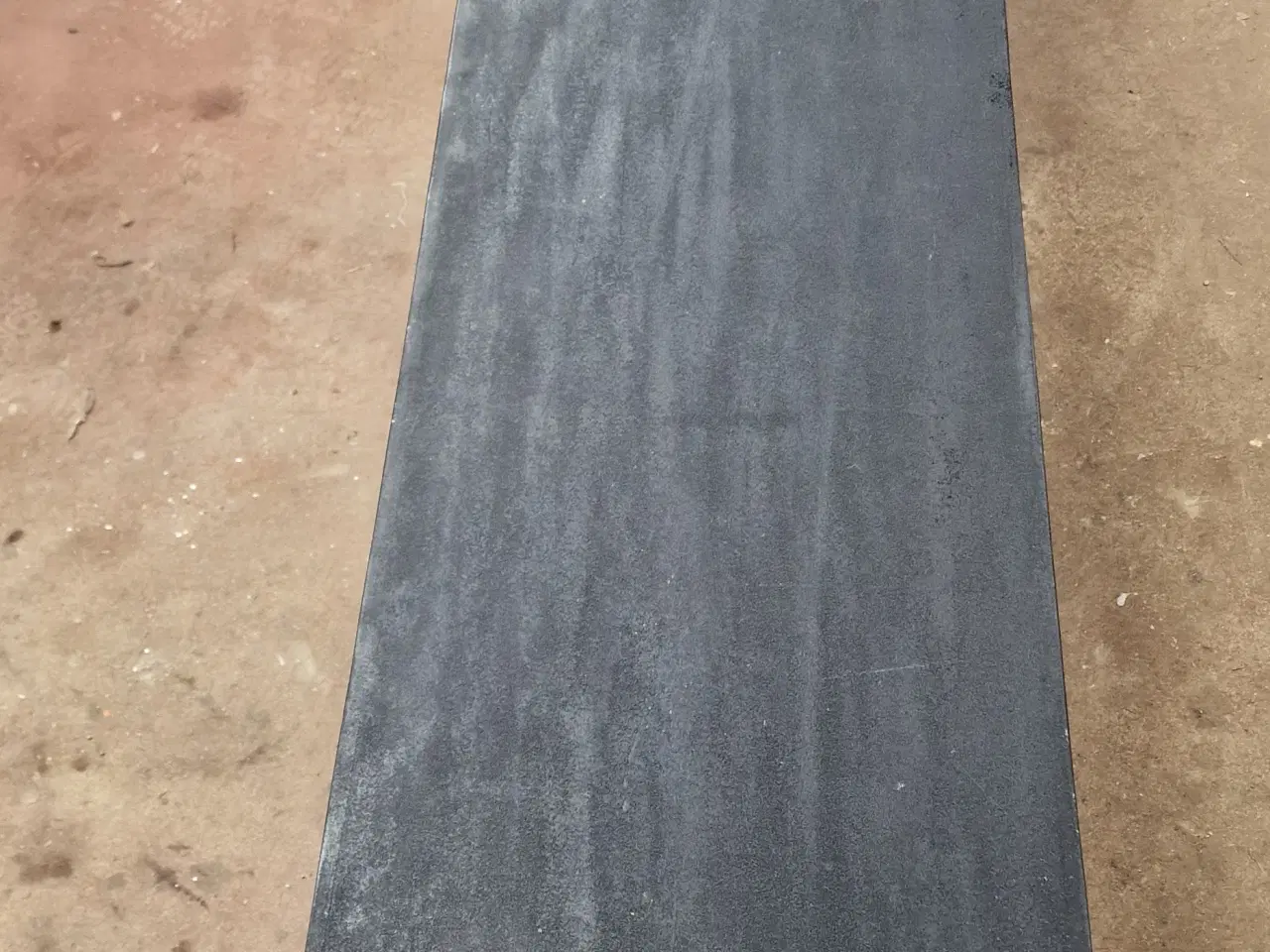 Billede 2 - Flot, robust bænk