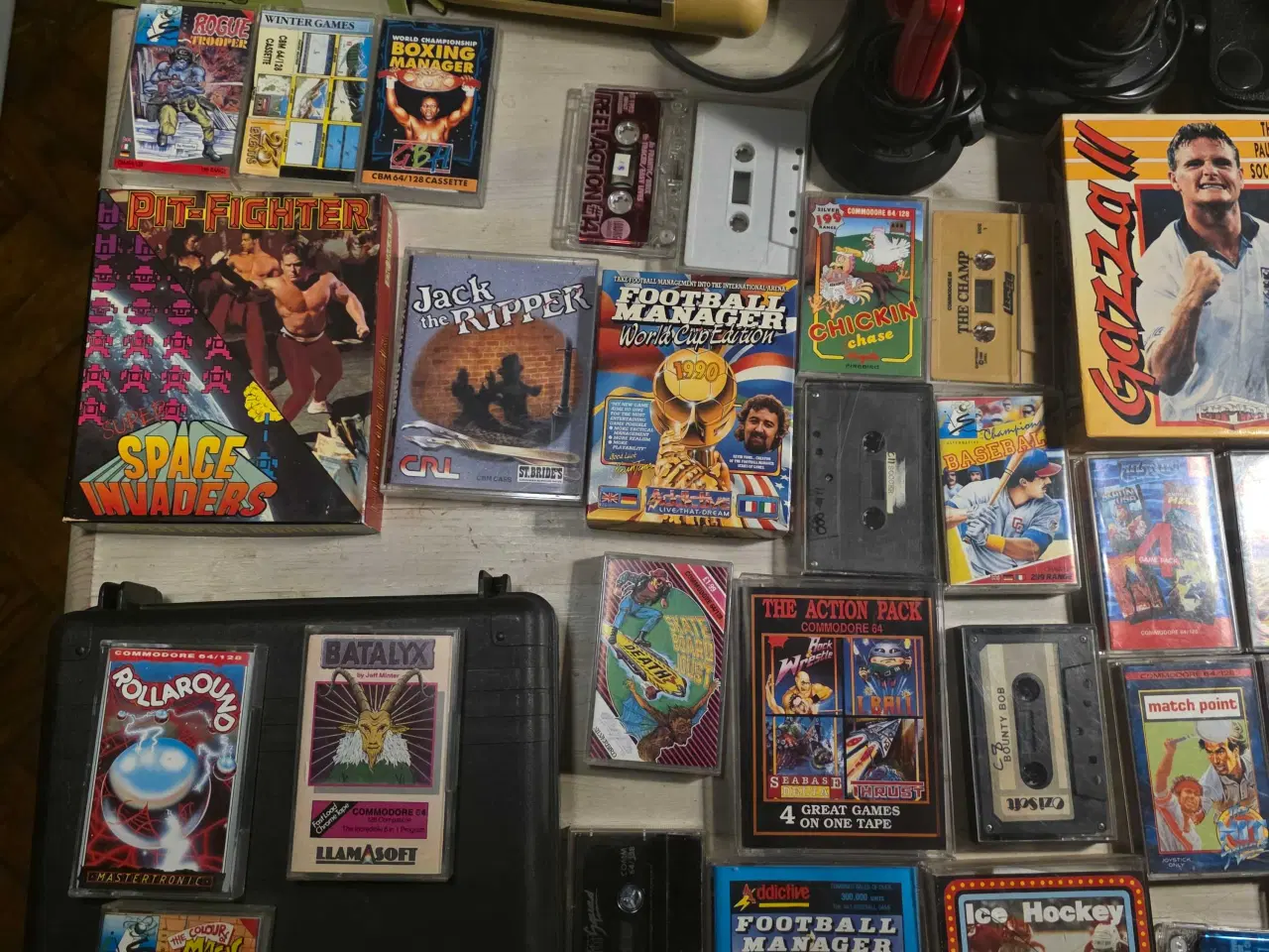 Billede 13 - 2 Commodore 64, Spil og Tilbehør