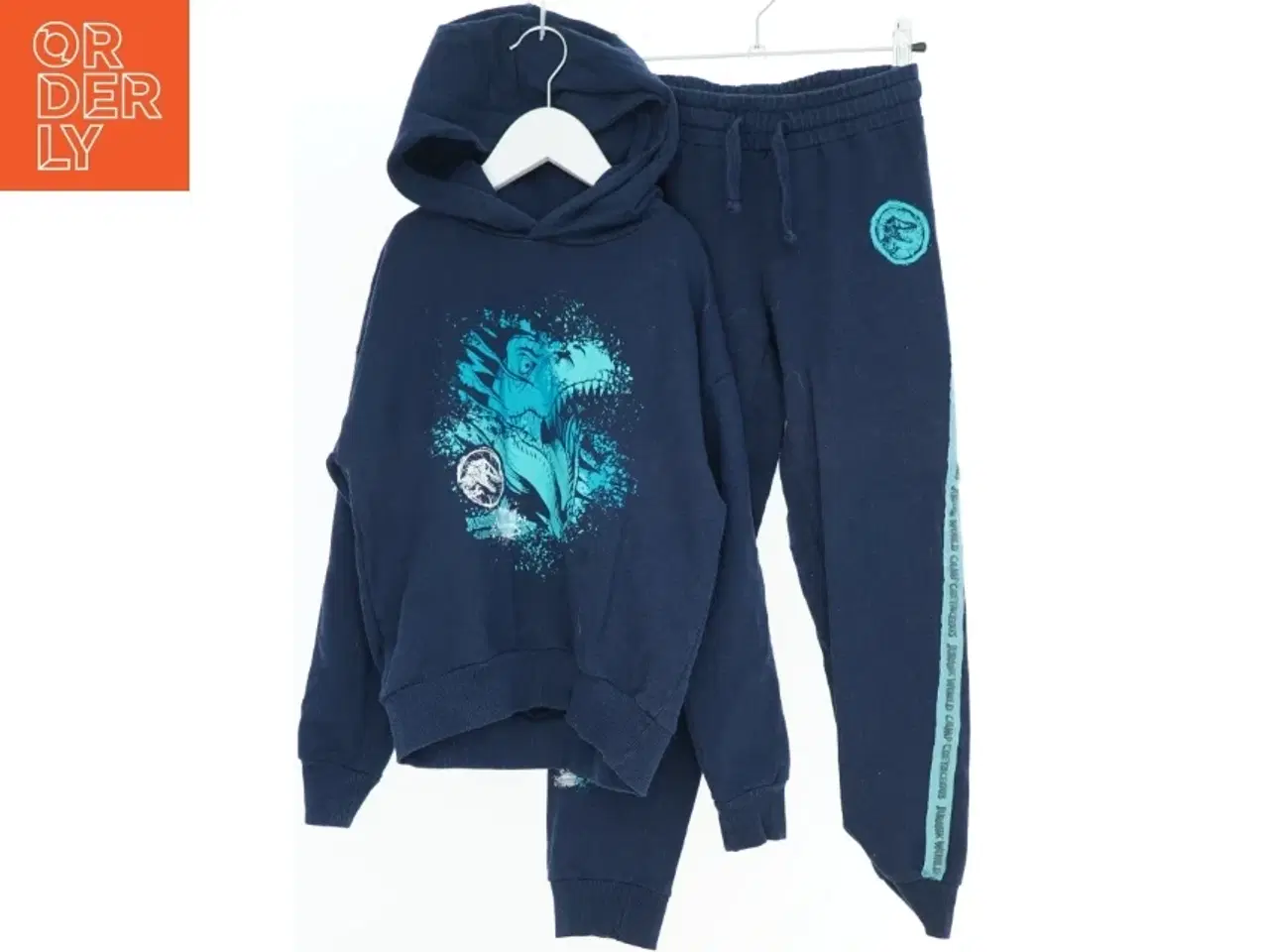 Billede 1 - Jurassic World hættetrøje og sweatpants fra Jurassic World (str. 140)