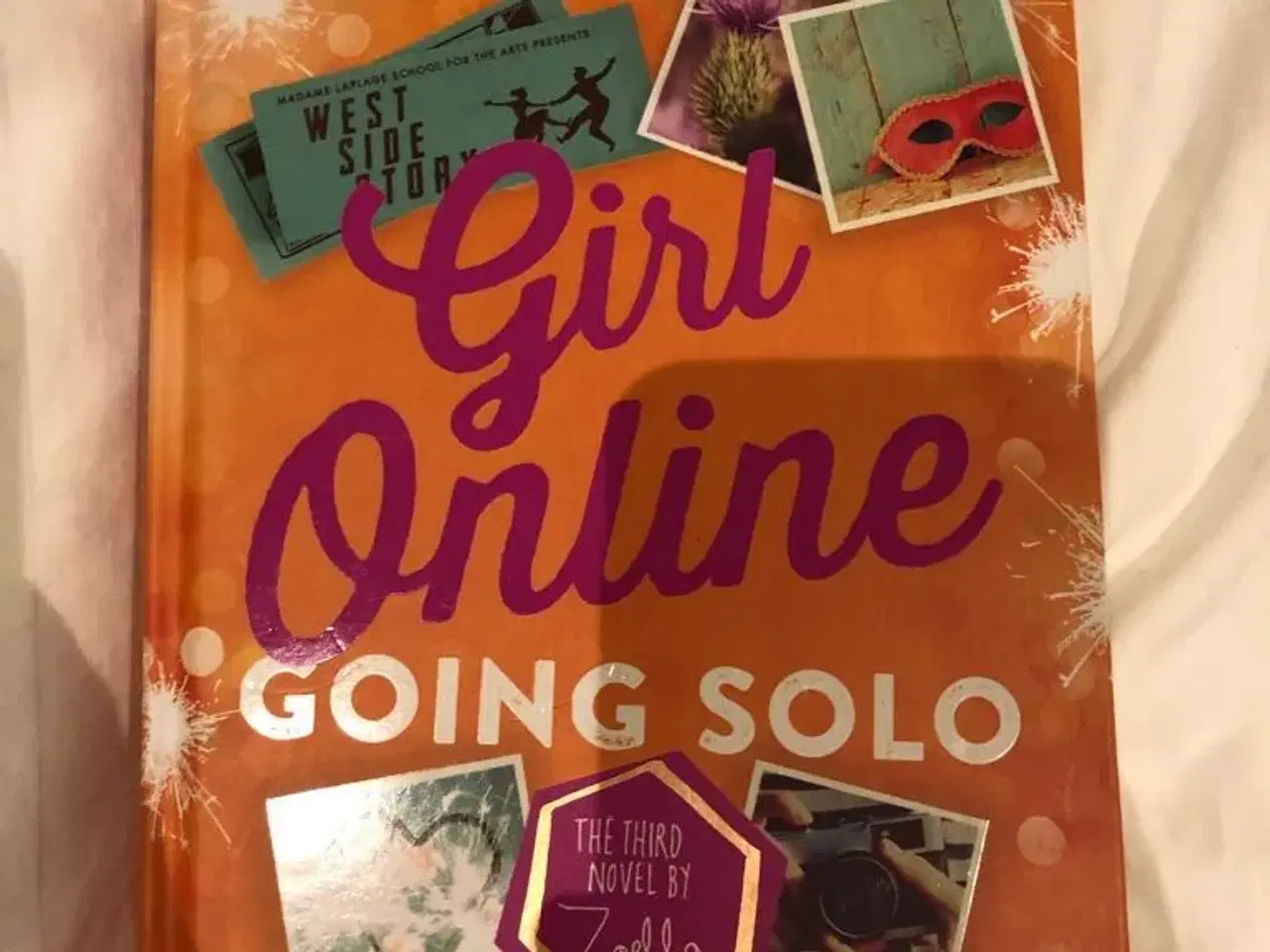 Billede 5 - Girl online? bogserien