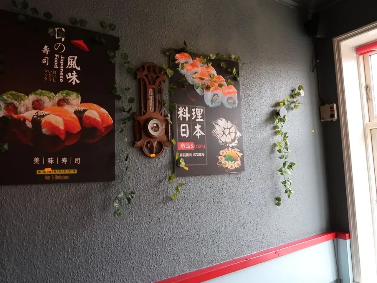 Billede 2 - 2 stk. plakater, div. Julelys m.m.