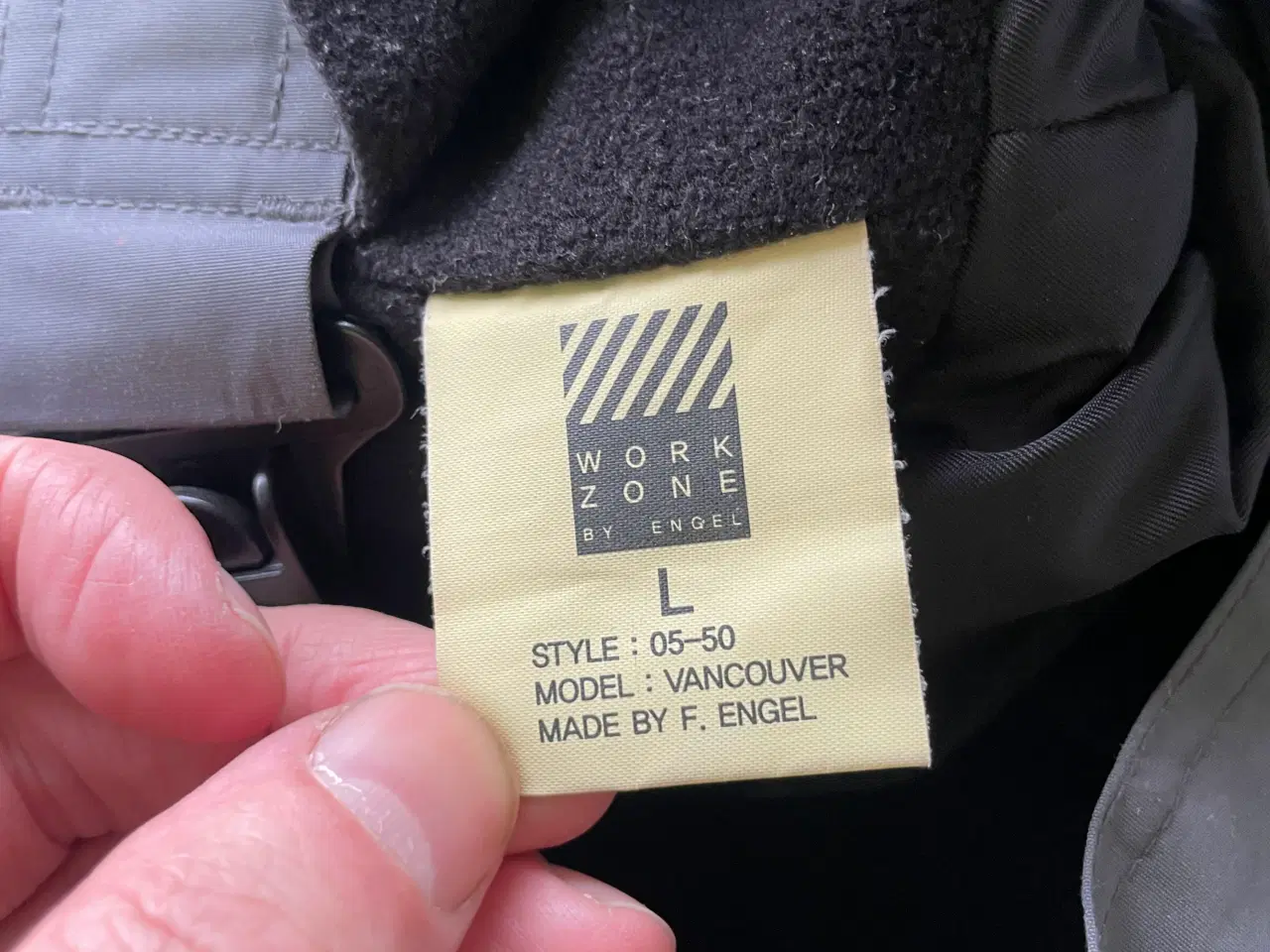 Billede 7 - Arbejdssæt str L, bestående af jakke og selebukser