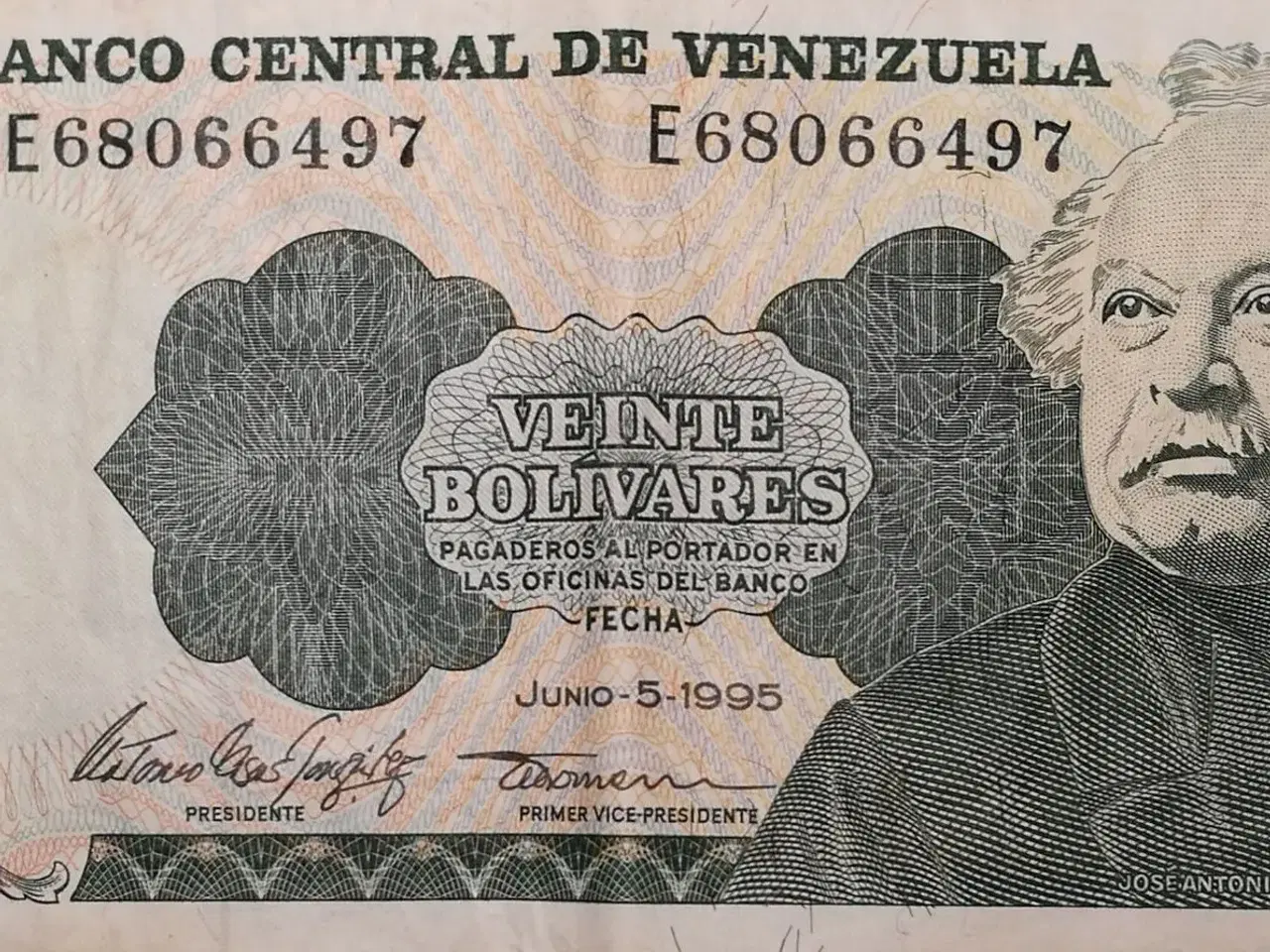 Billede 6 - Wenezuela sedler og mønter.