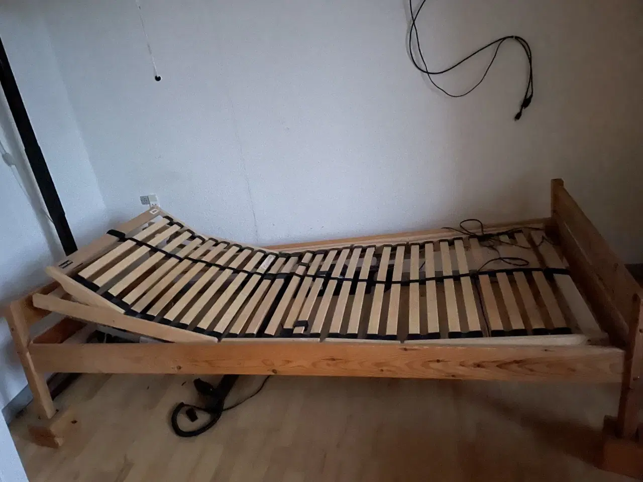 Billede 1 - Elevationsbund elektrisk sælges 