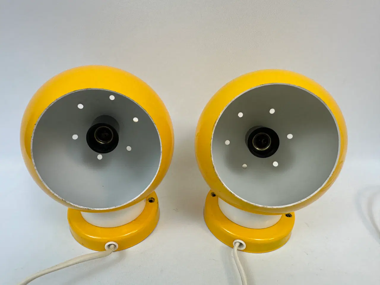 Billede 2 - 2 stk. gule kuglelamper (retro)