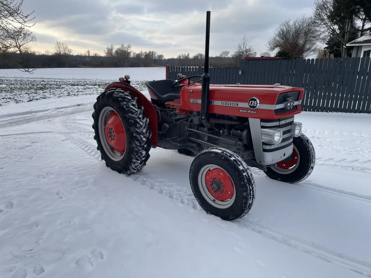 Billede 3 - Særdeles flot MF 135