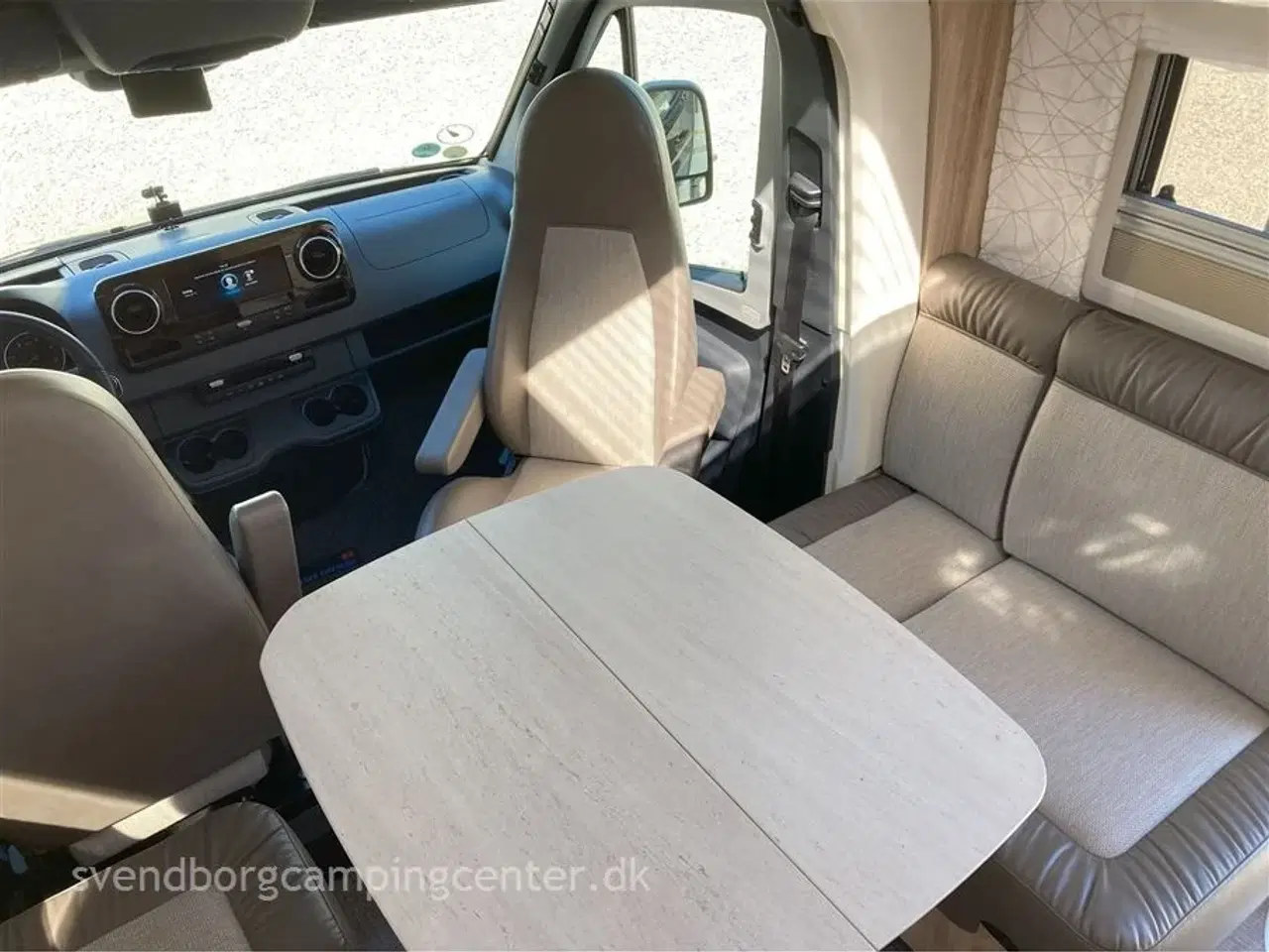Billede 26 - 2023 - Eura Mobil Profilia   SE HER! Lige kommet ind.