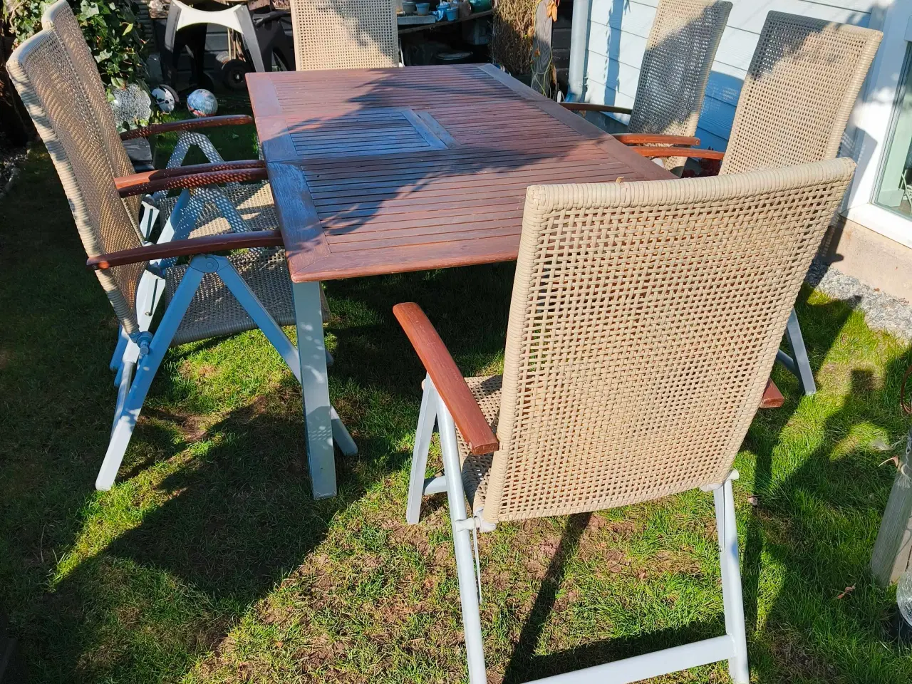 Billede 1 - Hårdttræ havemøbelsæt
