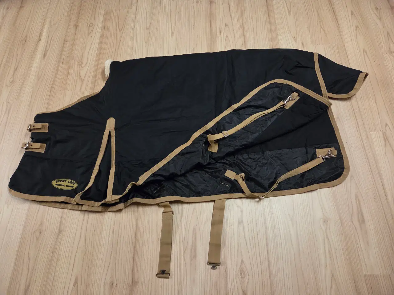 Billede 2 - Ude dækken 125 cm nyt