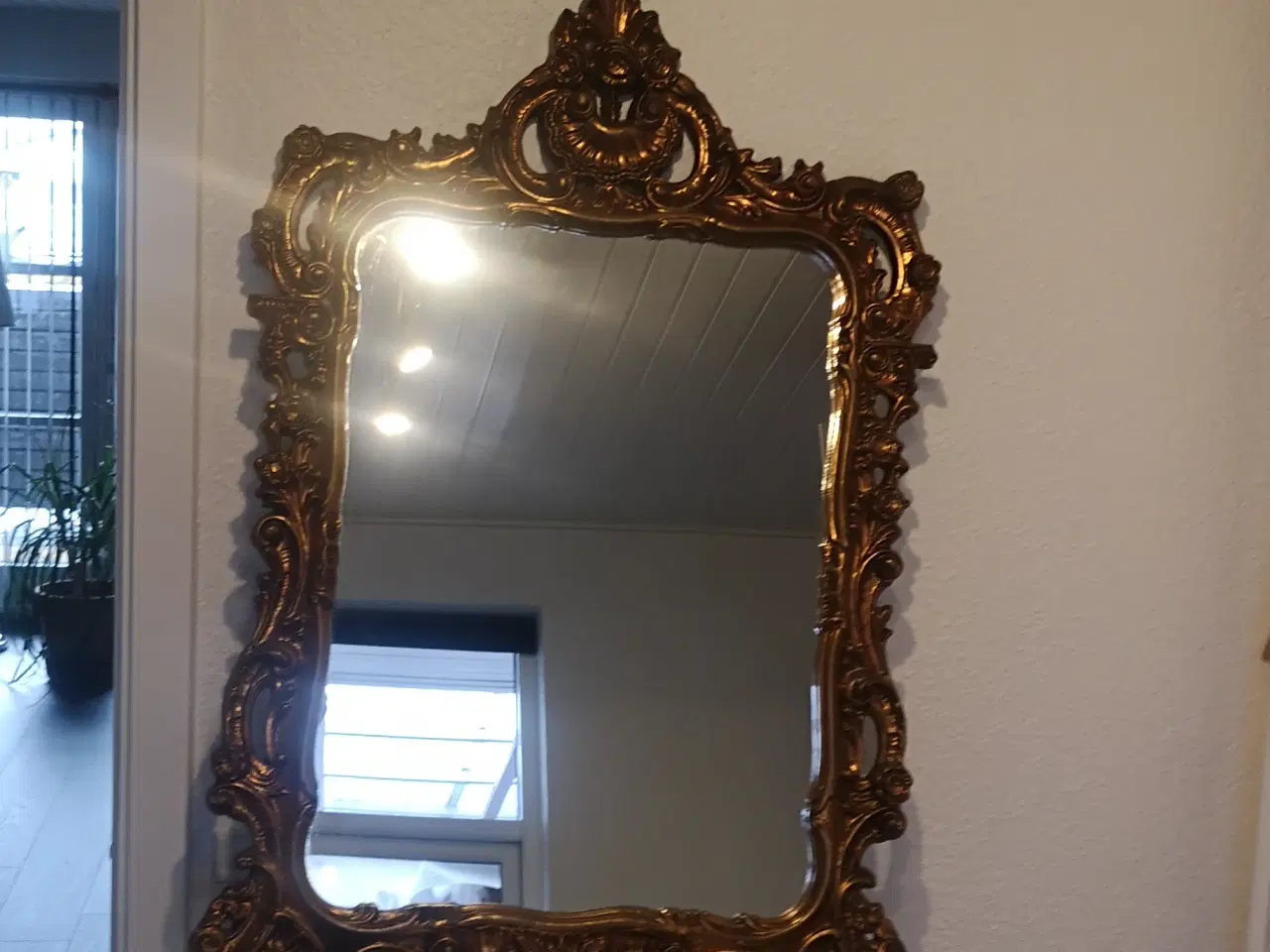 Billede 2 - Antik spejl med ramme sælges