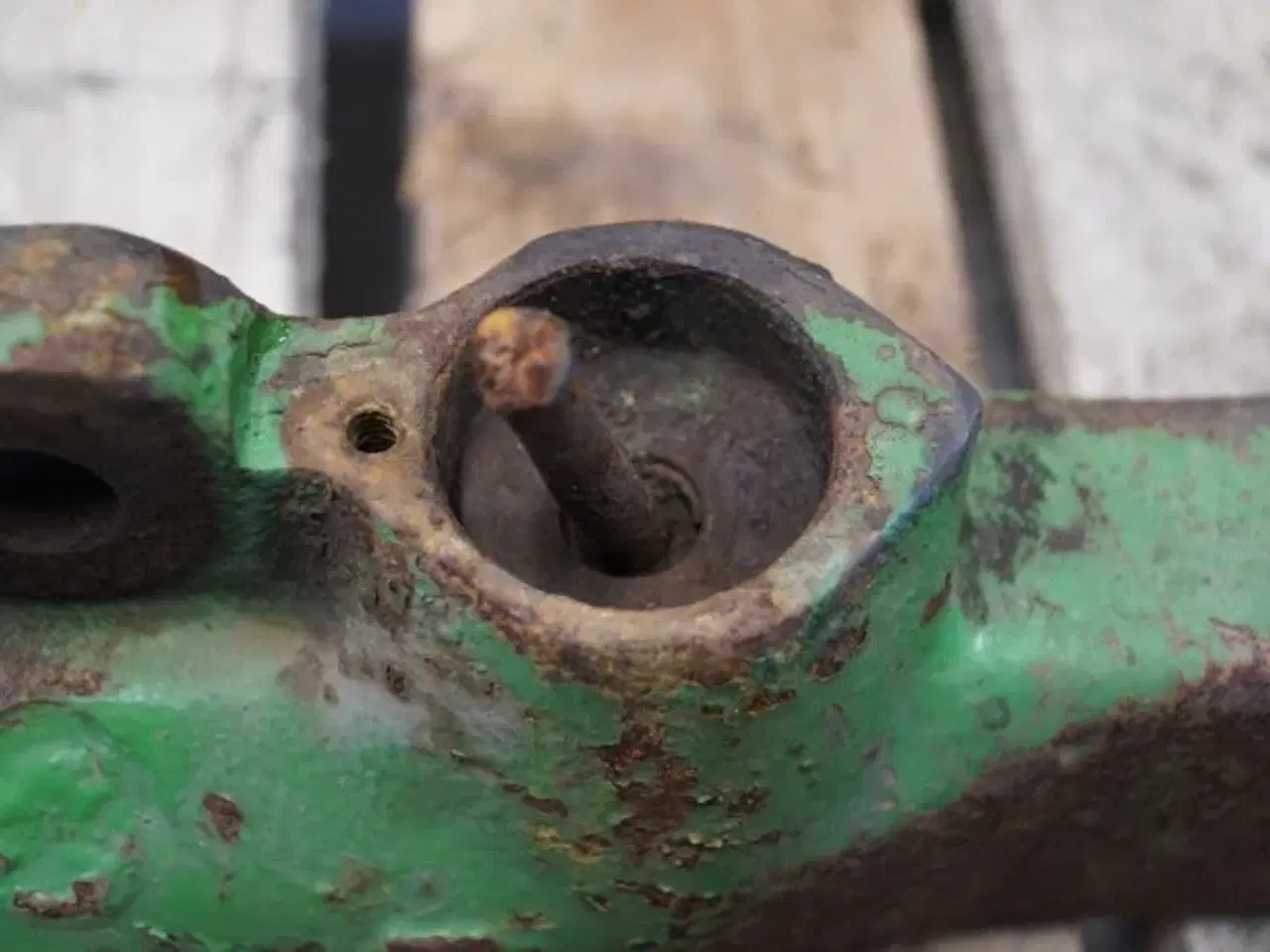 Billede 12 - John Deere 4040 R.H. Liftarm AR80666