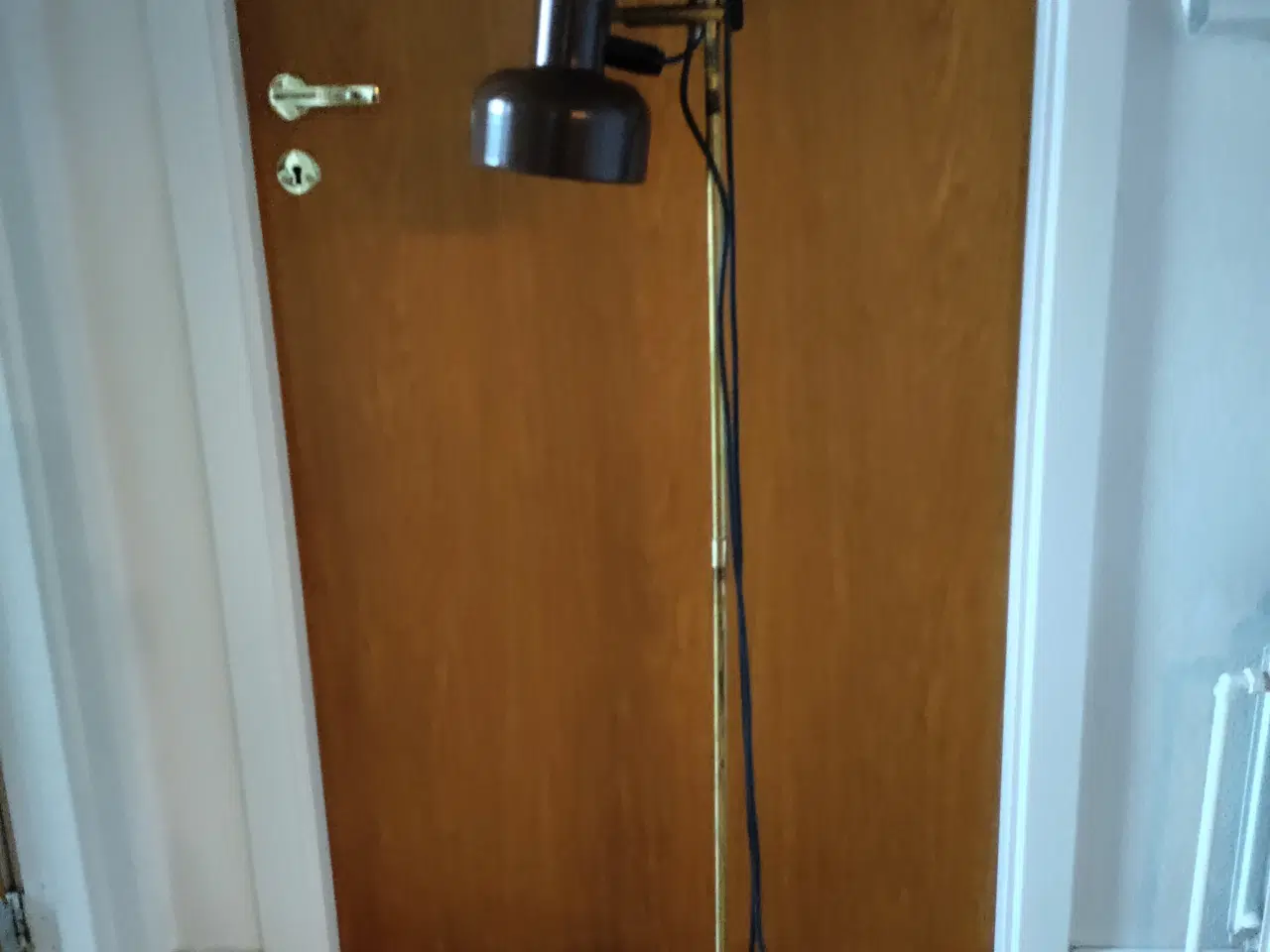 Billede 1 - Standerlampe med 2 lys, mørkebrun, retro