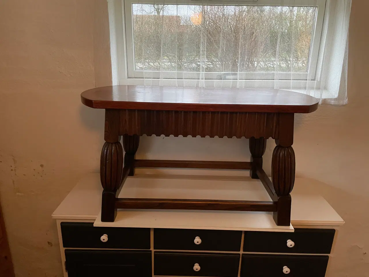 Billede 1 - Sofabord  i retro stil ældre bord